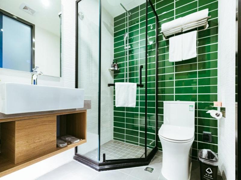 Greentree Inn Shanghai Huangxing Park Subway Station Express Hotel Exterior foto