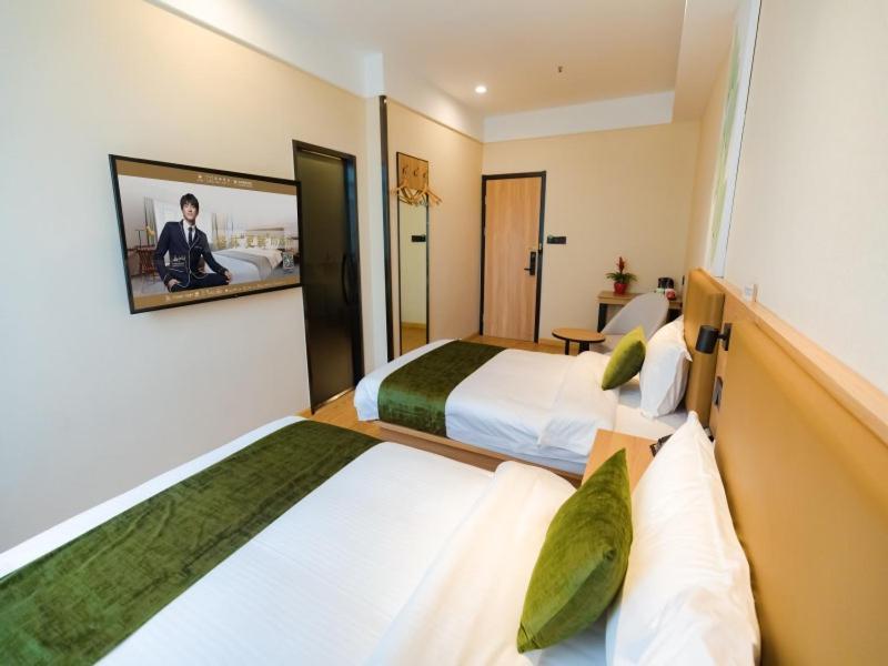Greentree Inn Shanghai Huangxing Park Subway Station Express Hotel Exterior foto