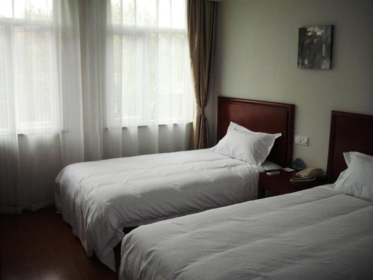 Greentree Inn Shanghai Huangxing Park Subway Station Express Hotel Exterior foto