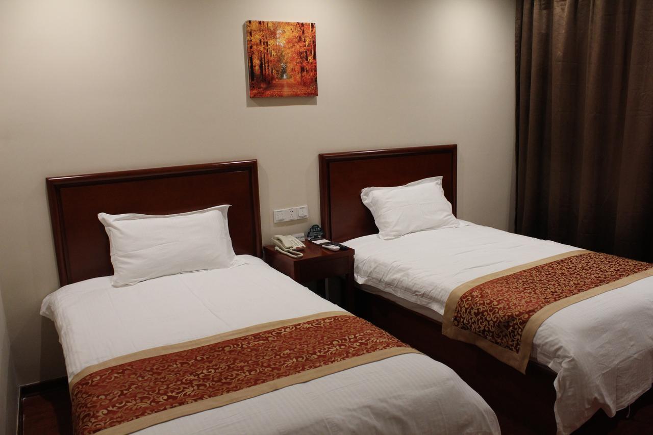 Greentree Inn Shanghai Huangxing Park Subway Station Express Hotel Exterior foto